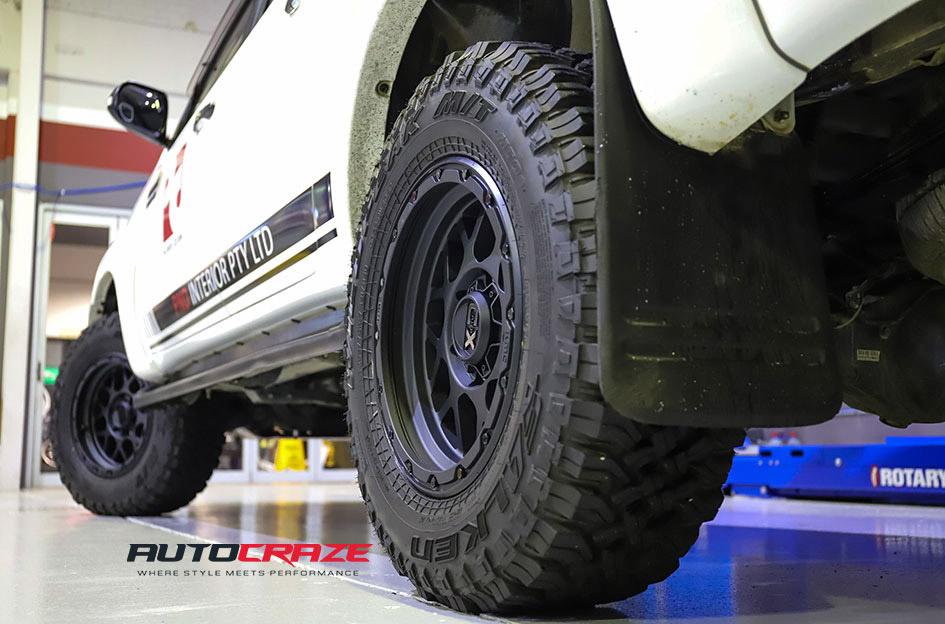 TOYOTA HILUX N70 4WD SNARE SATIN BLACK
